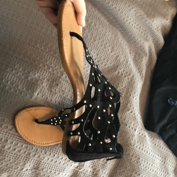 Sandals - Picture 2 of 5